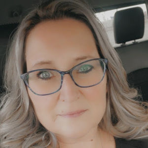 Meet your Posher, Candice